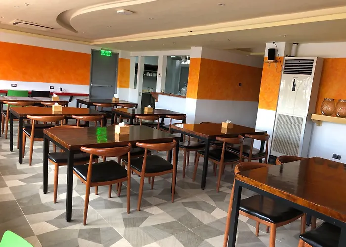 호텔 Sempre Premier Mactan Airport 세부